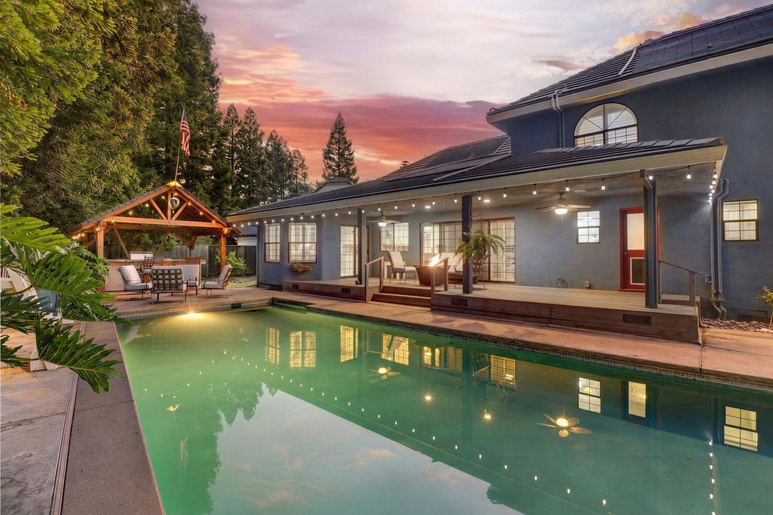 House in Elk Grove, California, United States 5 - 18049208