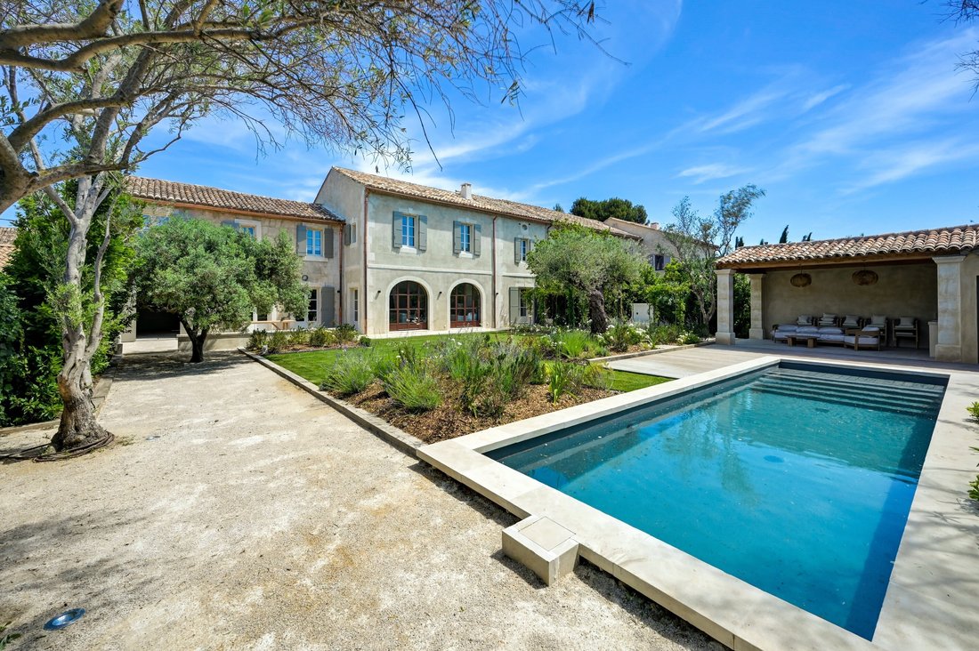 House in Maussane-les-Alpilles, Provence-Alpes-Côte d'Azur, France 3 - 18042453
