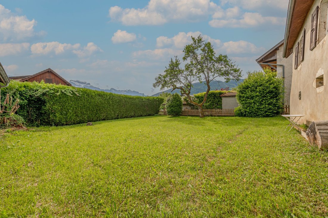 Farm Ranch in Saint-Eustache, Auvergne-Rhône-Alpes, France 4 - 18043482