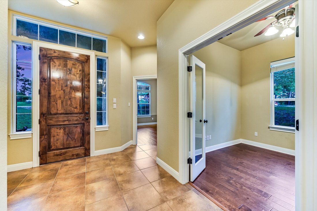 House in Bastrop, Texas, United States 3 - 18048980