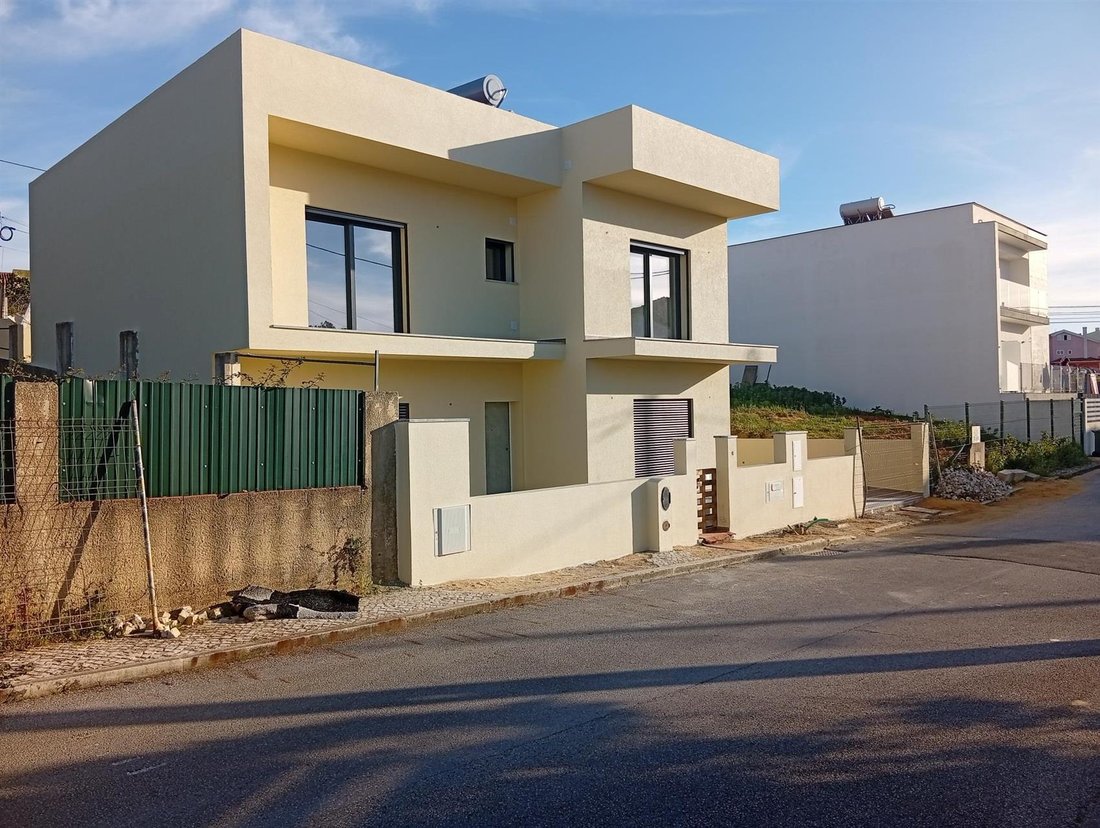House in Charneca de Caparica e Sobreda, Setubal, Portugal 2 - 17245914
