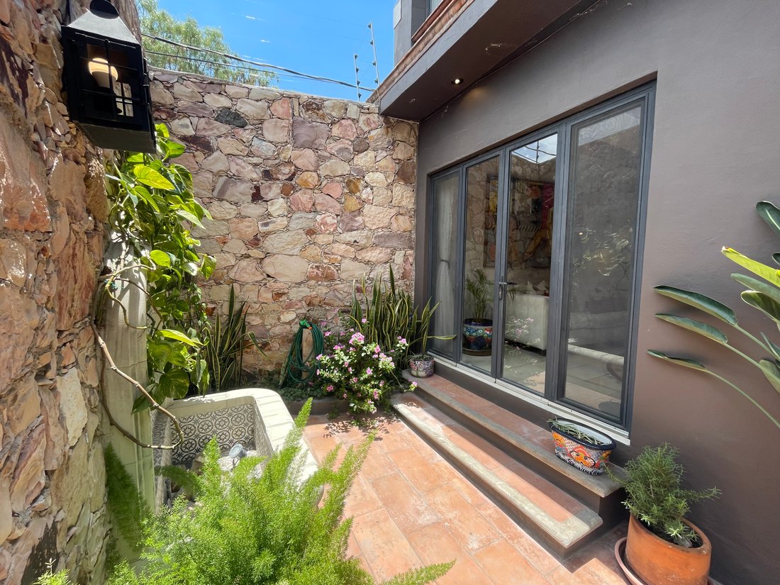 House in Presita Guadalupe, Guanajuato, Mexico 3 - 18047691