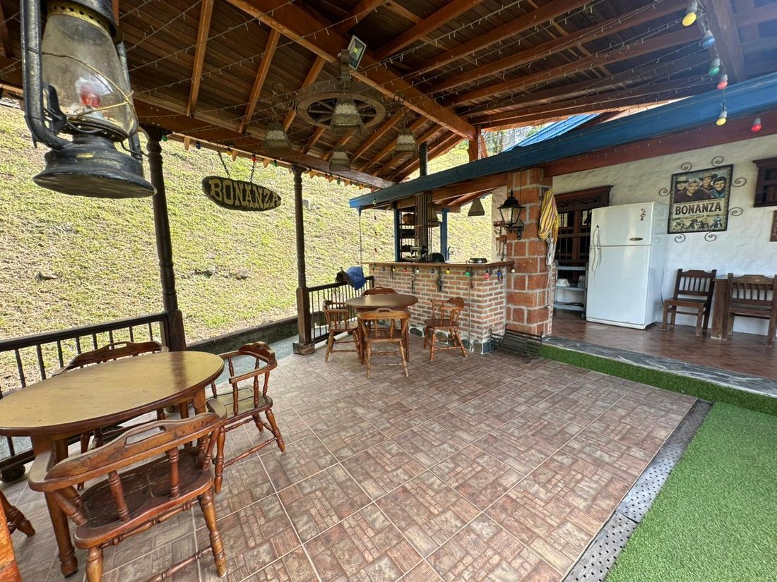 Estate in Vereda Curazao, Antioquia, Colombia 4 - 18047154