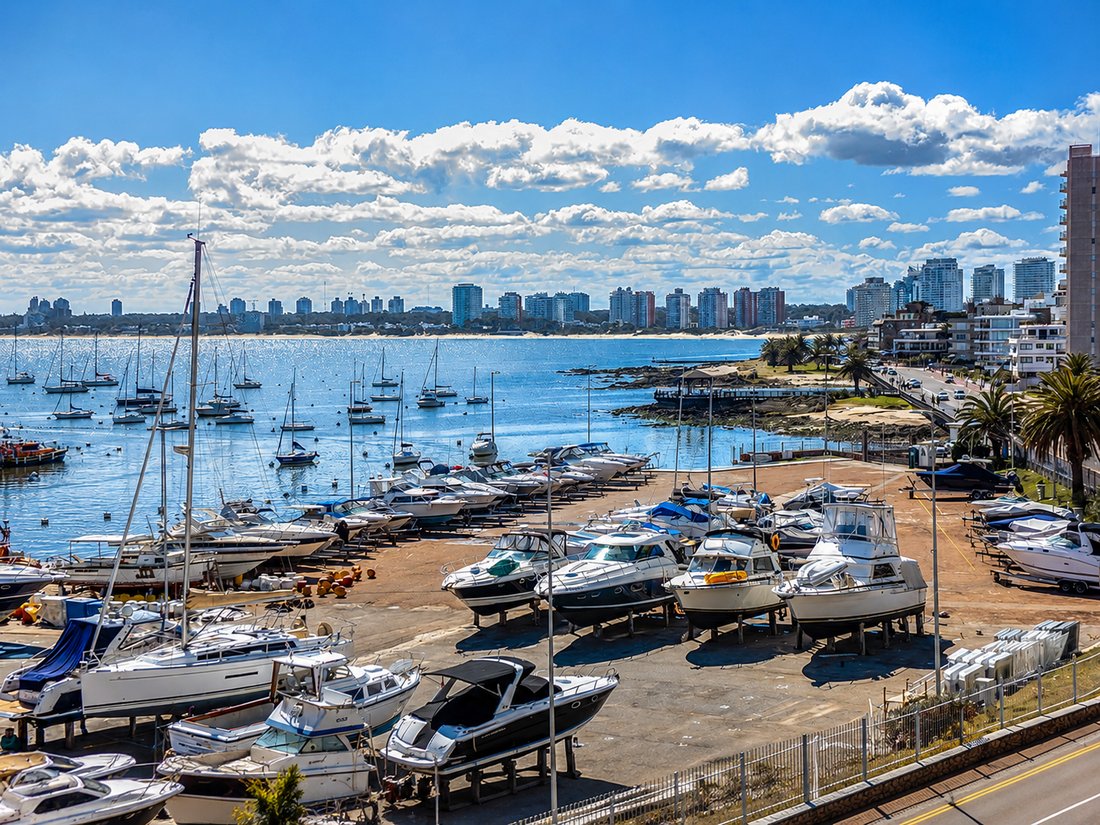 Appartamento a Punta del Este, Dipartimento di Maldonado, Uruguay 1 - 17853479
