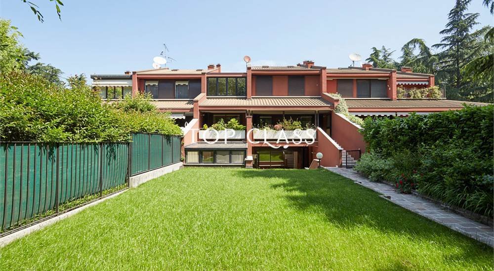 Villa in Basiglio, Lombardy, Italy 2 - 18050868