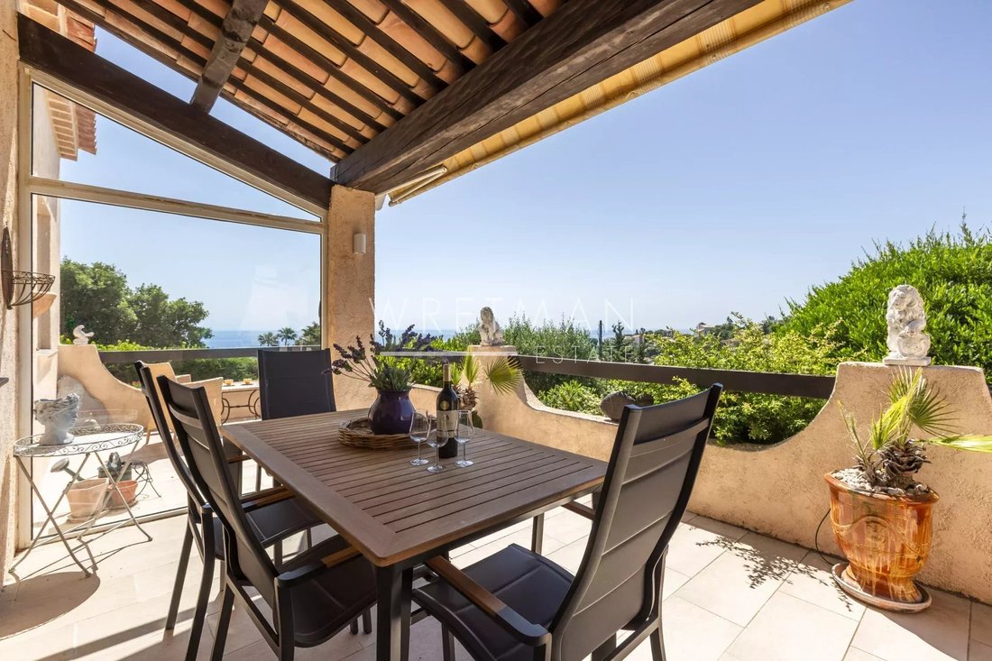 House in Frejus, Provence-Alpes-Côte d'Azur, France 5 - 18051061