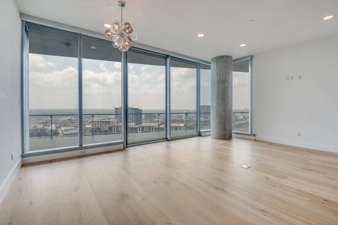 Condo in Dallas, Texas, United States 3 - 18052581