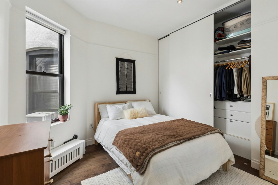 Co Op in New York, New York, United States 3 - 18050990
