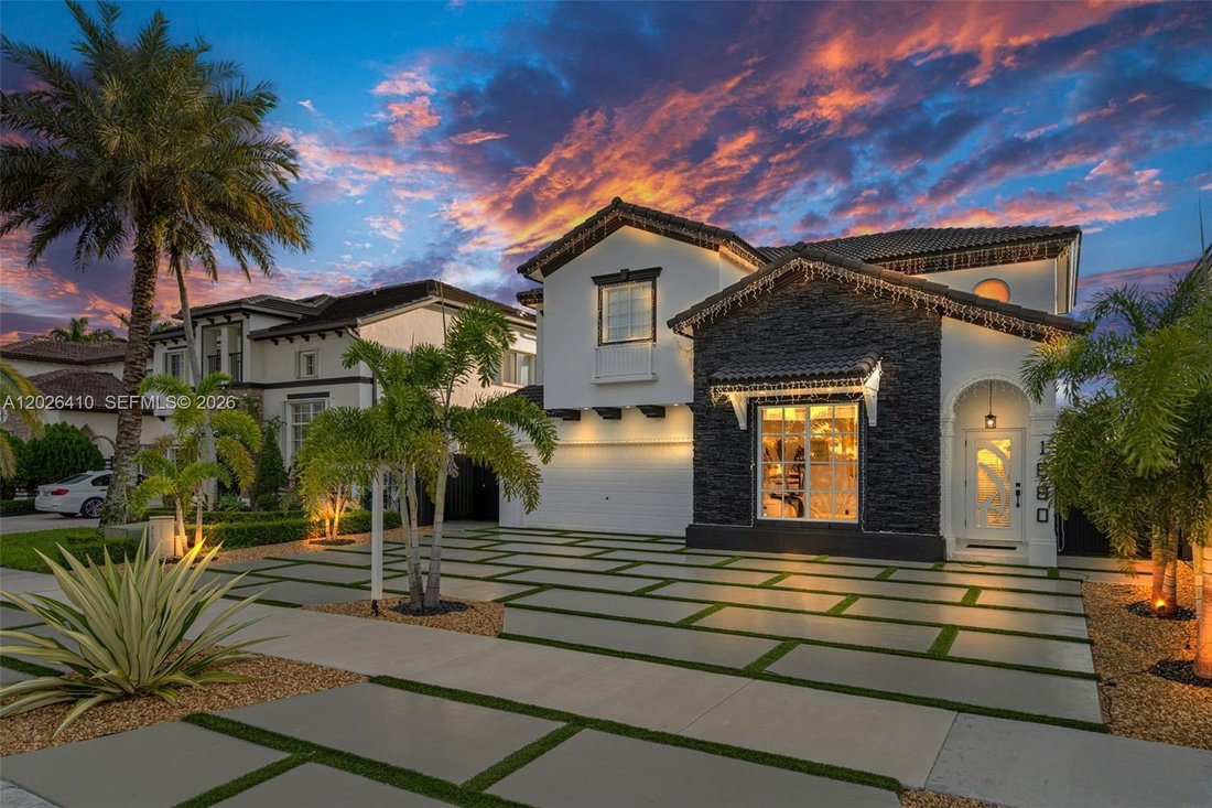 House in West Miami, Florida, United States 2 - 18029295
