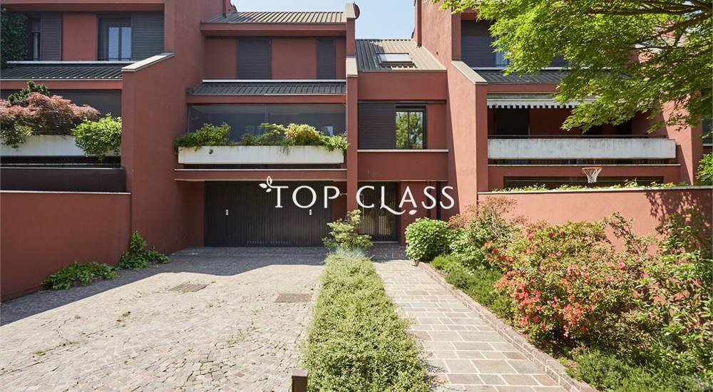 Villa in Basiglio, Lombardy, Italy 1 - 18050868