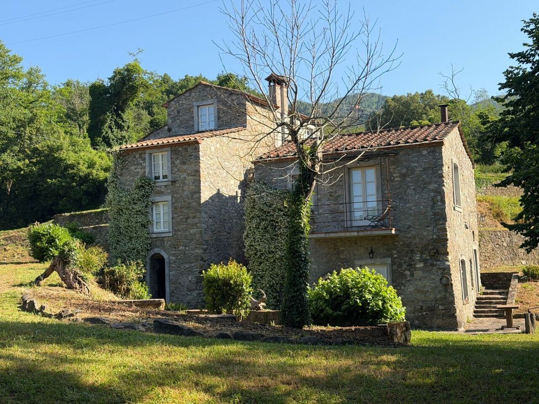 Historic Center, Castelnuovo Magra, Liguria 1 - 18042221