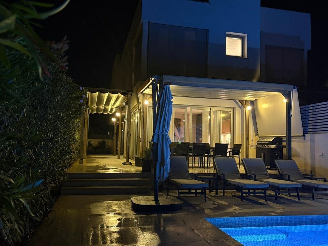 Chalet in Llucmajor, Balearic Islands, Spain 1 - 17869098