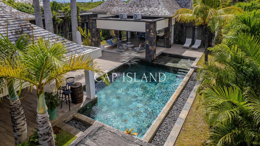 Villa in Grand Baie, Rivière du Rempart District, Mauritius 1 - 18051086
