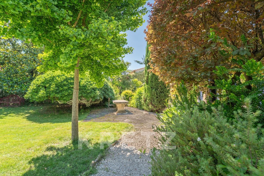 House in Saint-Rémy-de-Provence, Provence-Alpes-Côte d'Azur, France 4 - 18048904