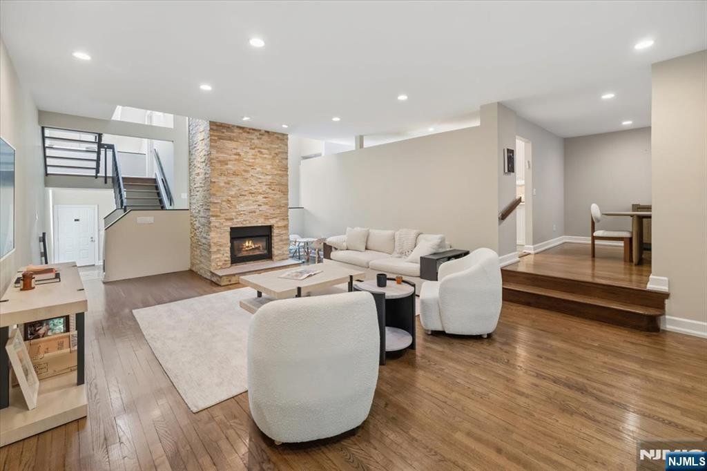 Townhouse in Englewood, New Jersey, United States 5 - 18051189