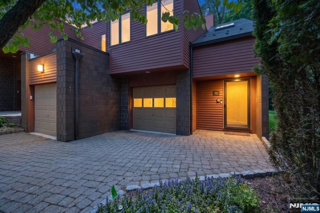 Townhouse in Englewood, New Jersey, United States 3 - 18051189