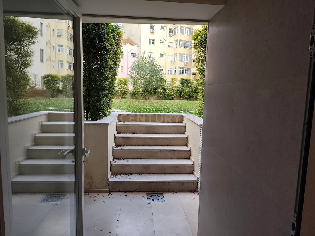 Apartment in Areeiro, Lisbon, Portugal 4 - 16901091