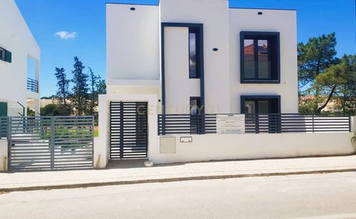 Villa à Charneca de Caparica et Sobreda, Setúbal Municipality, Portugal 1