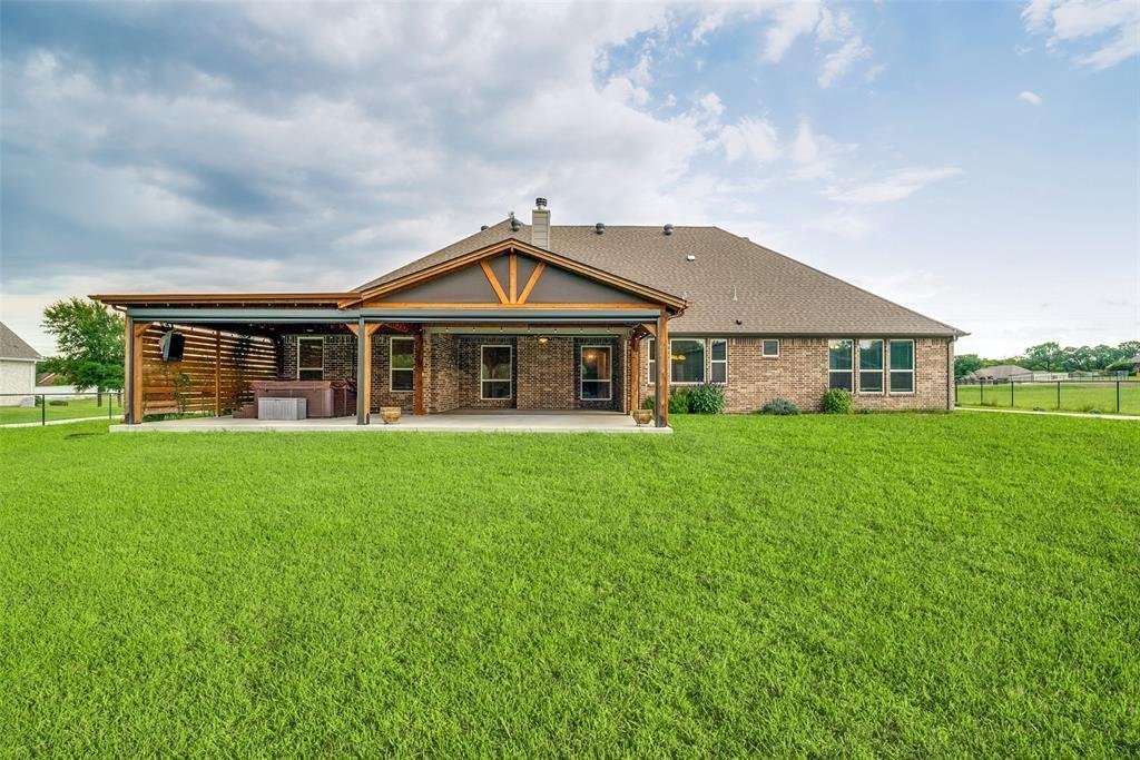 House in Weatherford, Texas, United States 2 - 18050937