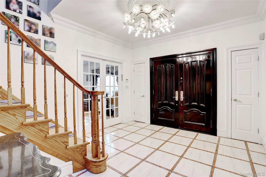 House in Airmont, New York, United States 3 - 18053097