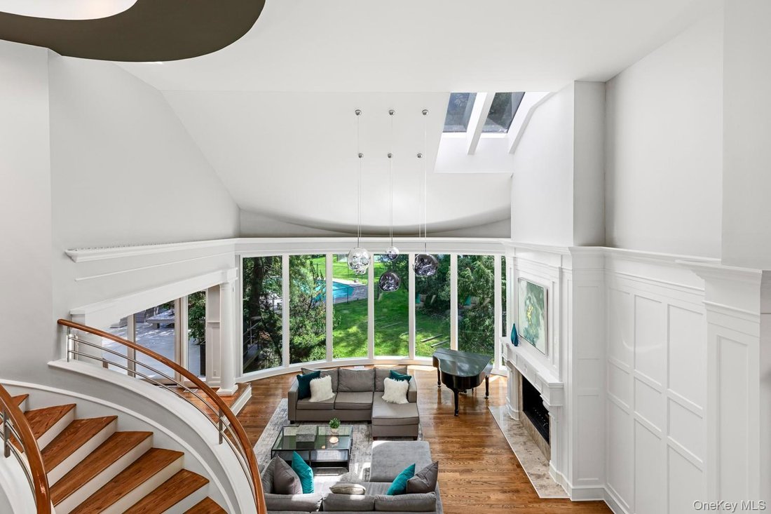 House in Old Westbury, New York, United States 4 - 18053086