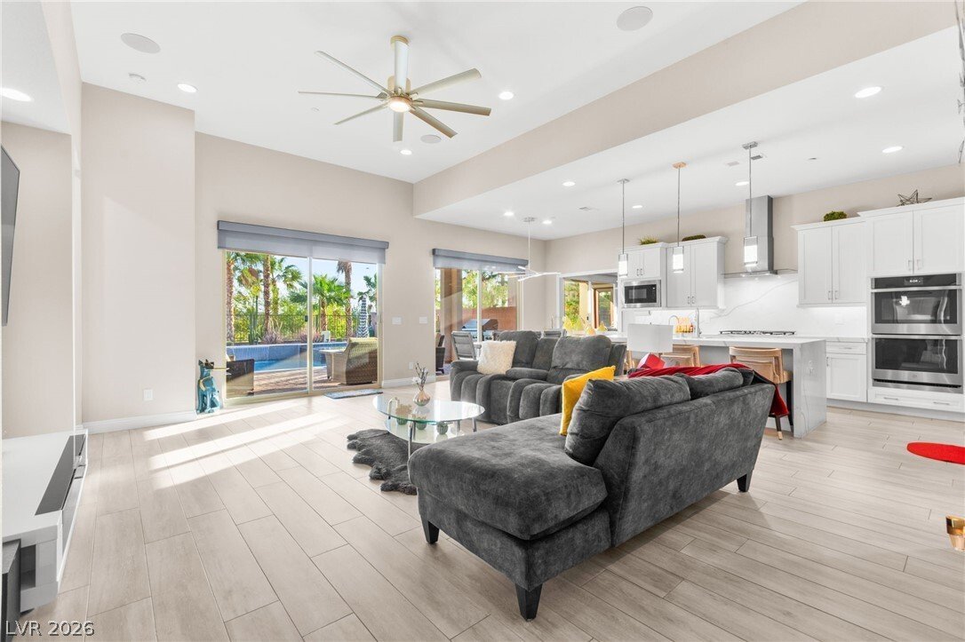 House in Henderson, Nevada, United States 3 - 18018945