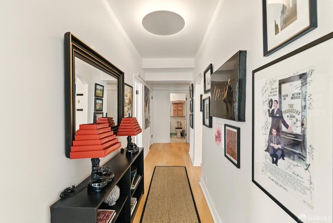 Condo in San Francisco, California, United States 4 - 18052673