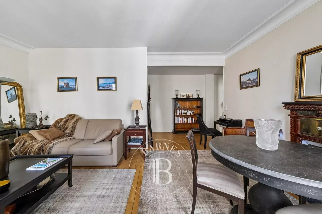 Apartment in Ecole Militaire, Paris 7e Arrondissement, Paris 3 - 18053237