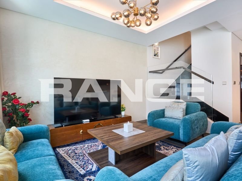 Townhouse in Damac Hills, Dubai, United Arab Emirates 2 - 18053194