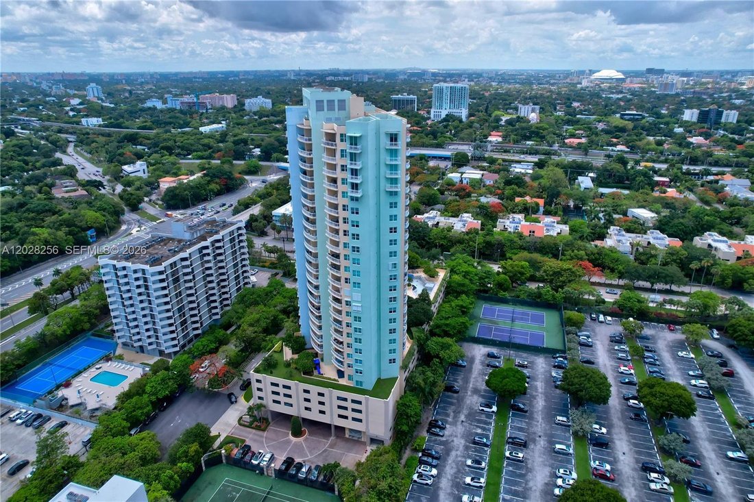 Condo in Miami, Florida, United States 2 - 18053332