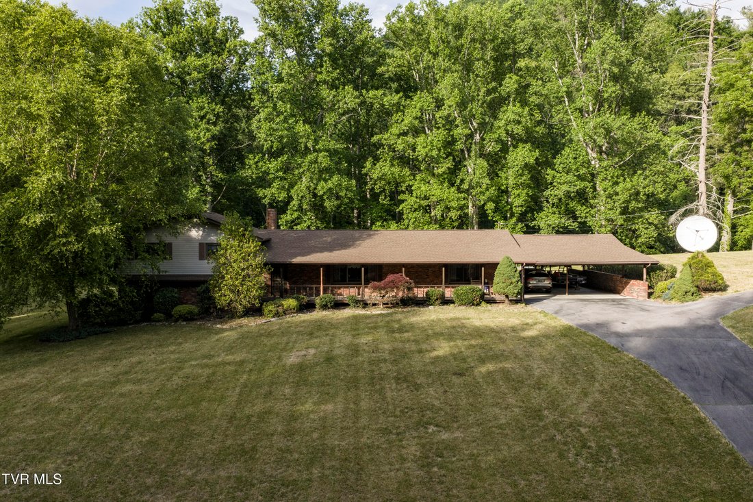 House in Erwin, Tennessee, United States 1 - 18052723