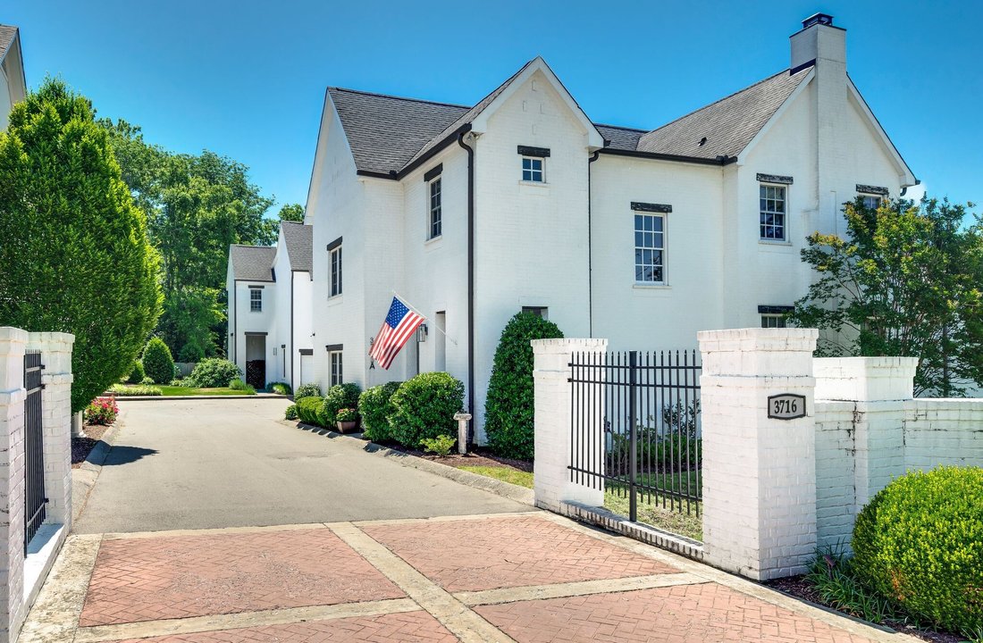 Co Op in Forest Hills, Tennessee, United States 2 - 18053467