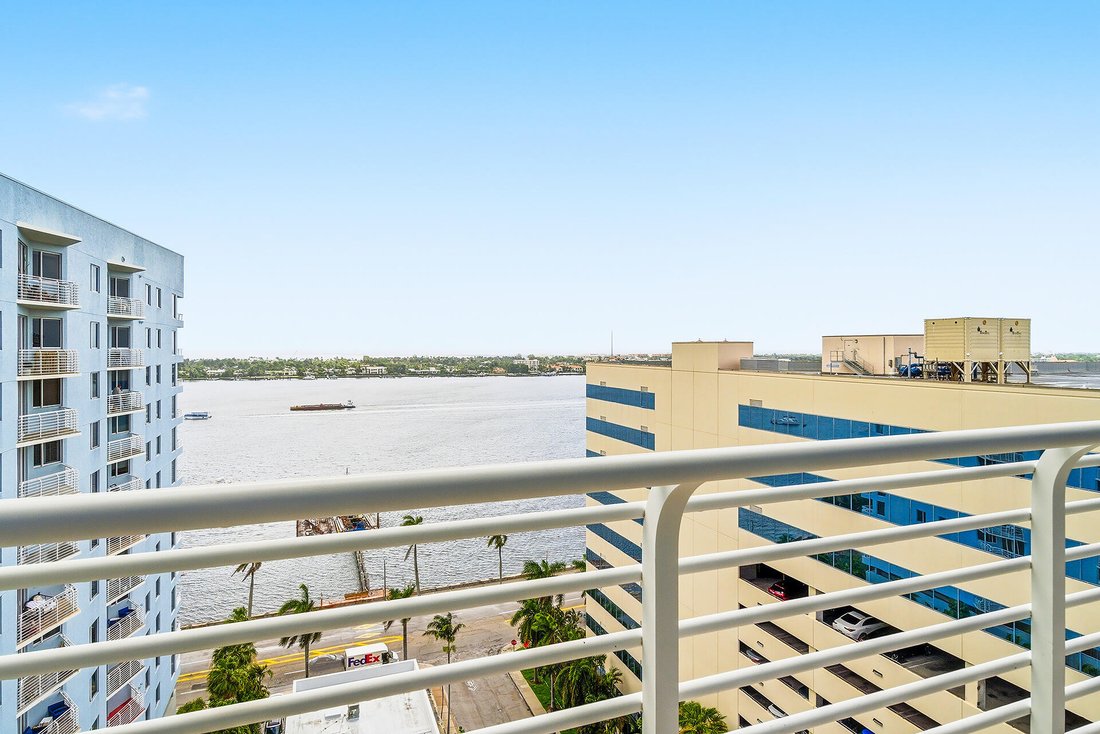 Condo in West Palm Beach, Florida, United States 5 - 18001923