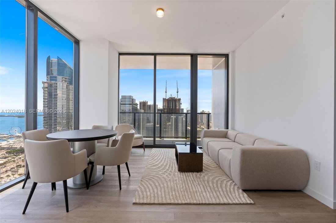 Condo in Miami, Florida, United States 3 - 18019219