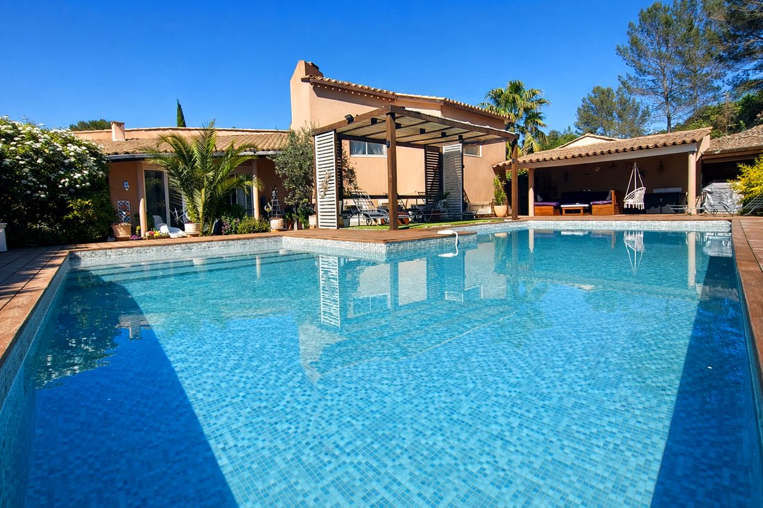 Villa in Trans-en-Provence, Provence-Alpes-Côte d'Azur, France 3 - 17654339