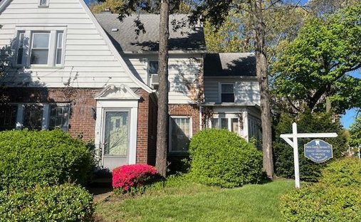 House in New York, New York, United States 1