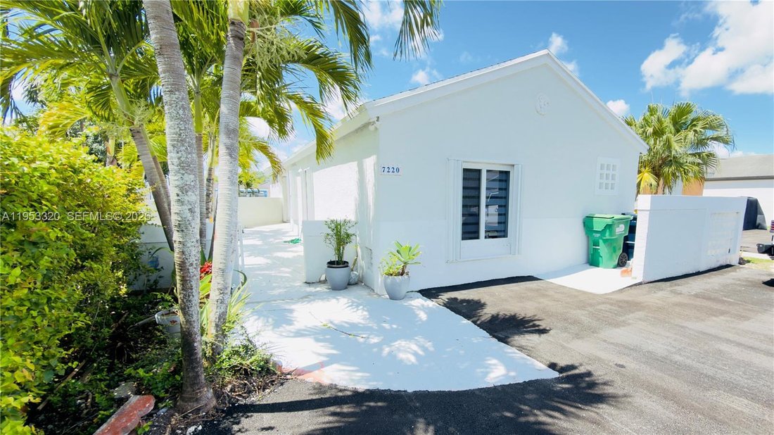 House in Miami, Florida, United States 3 - 17205564