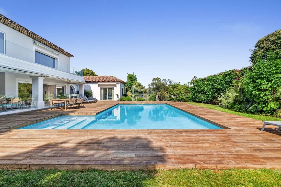 Villa in Valbonne, Provence-Alpes-Côte d'Azur, France 3 - 15562667
