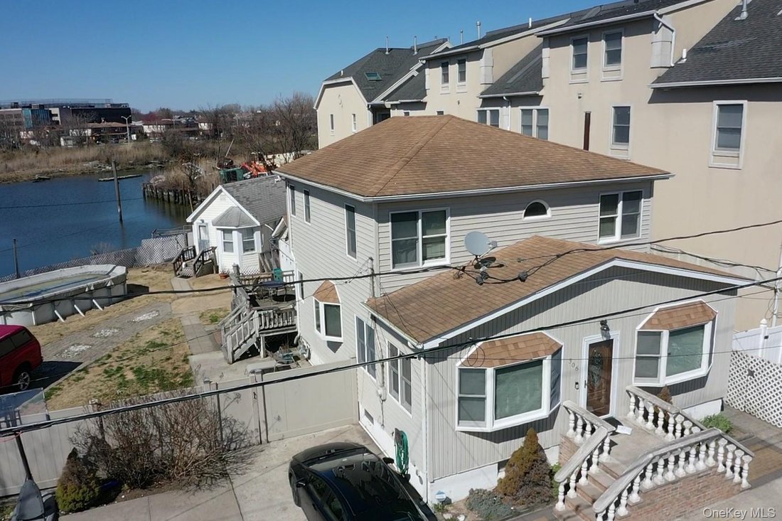 House in New York, New York, United States 2 - 18052966