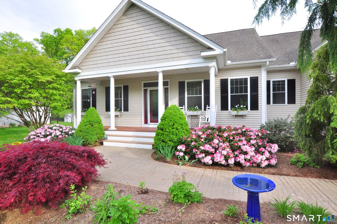 House in Bloomfield, Connecticut, United States 5 - 18053298
