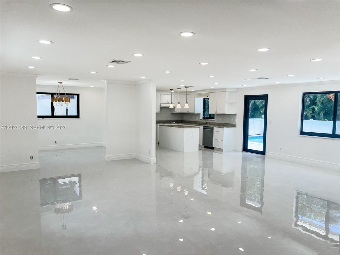 House in Plantation, Florida, United States 3 - 18019269