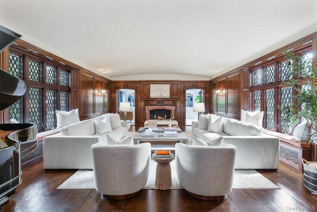 House in Bronxville, New York, United States 5 - 16499120