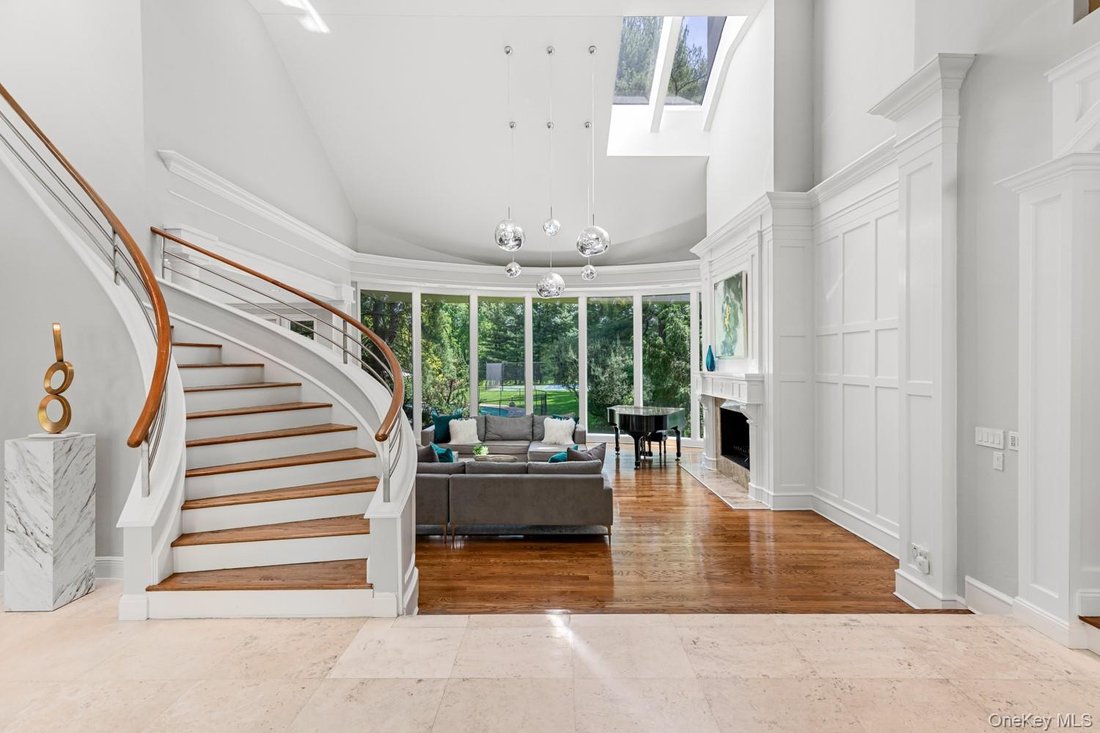 House in Old Westbury, New York, United States 1 - 18053086