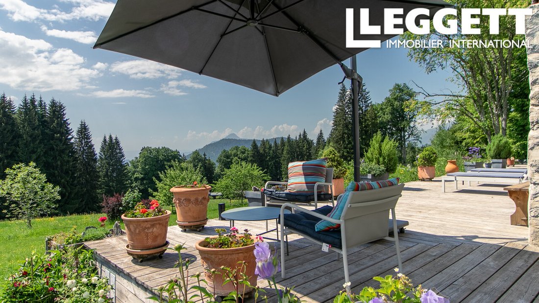 Chalet in Arâches-la-Frasse, Auvergne-Rhône-Alpes, France 2 - 17708612