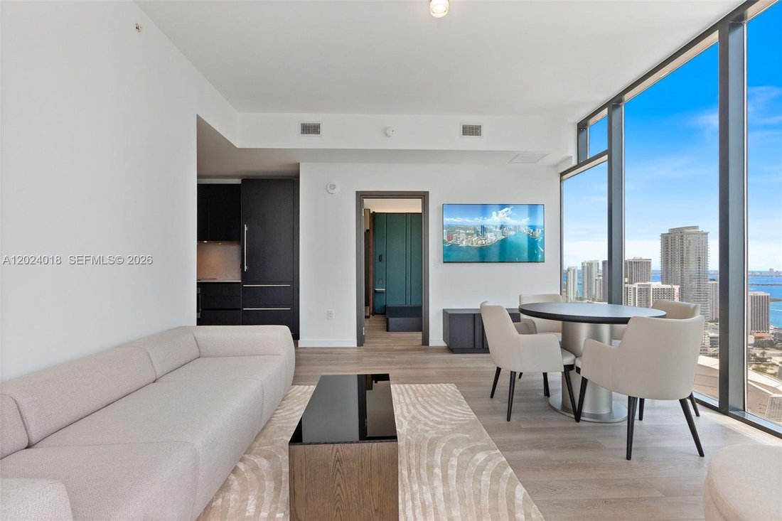 Condo in Miami, Florida, United States 4 - 18019219