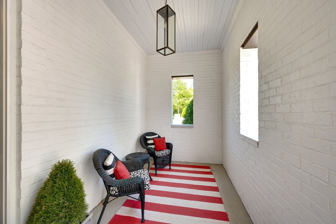 Co Op in Forest Hills, Tennessee, United States 5 - 18053467
