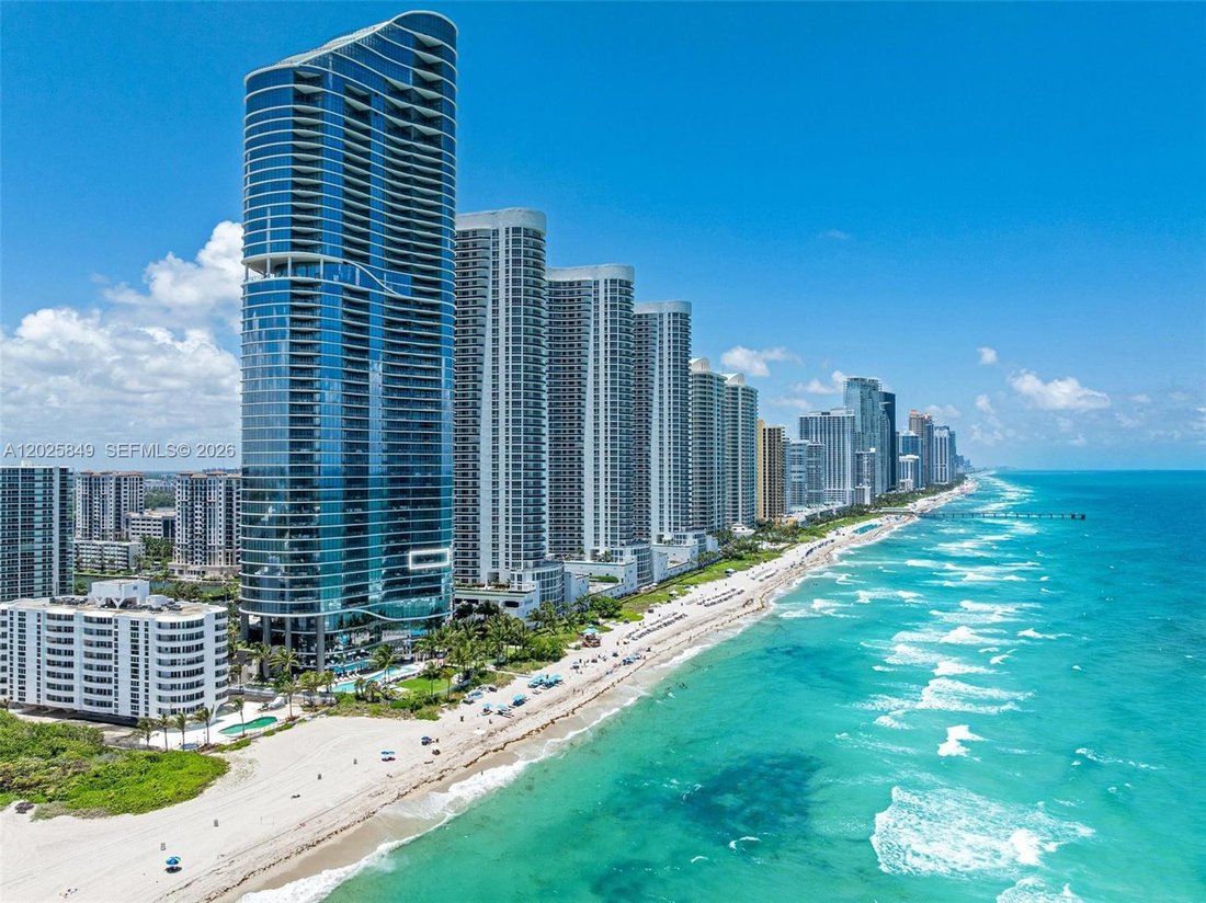 Condo in Sunny Isles Beach, Florida, United States 3 - 18019239
