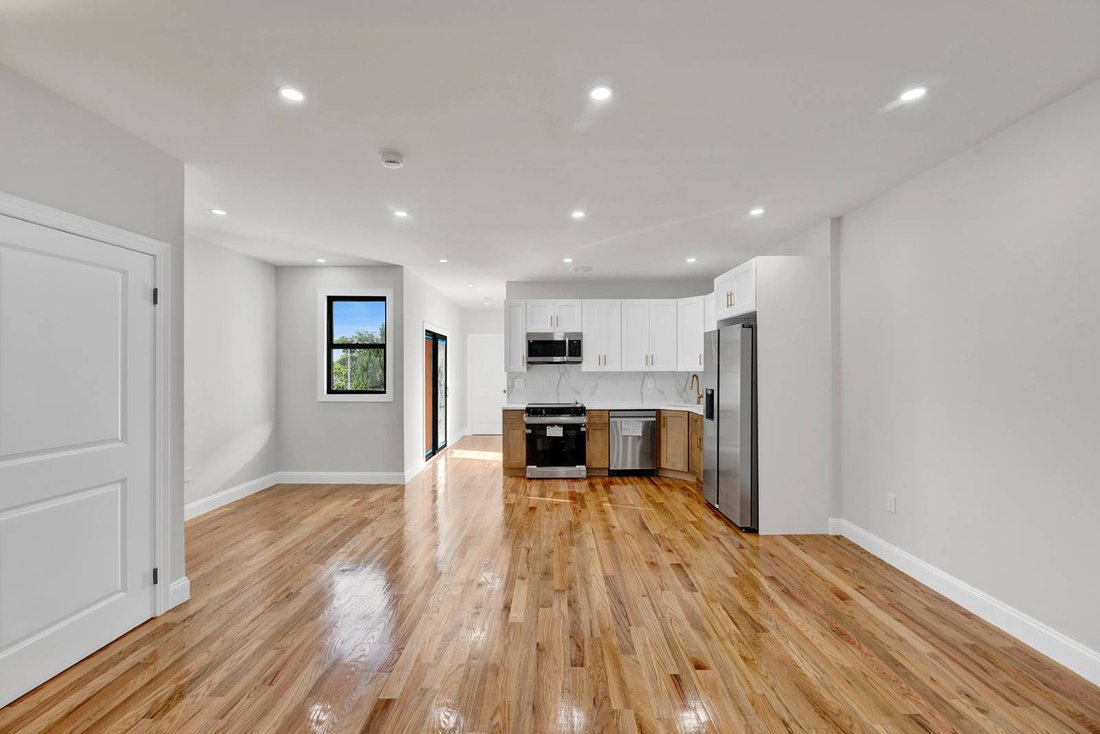 House in New York, New York, United States 5 - 18053106