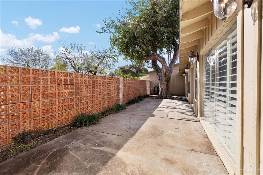 House in Edinburg, Texas, United States 4 - 18052874