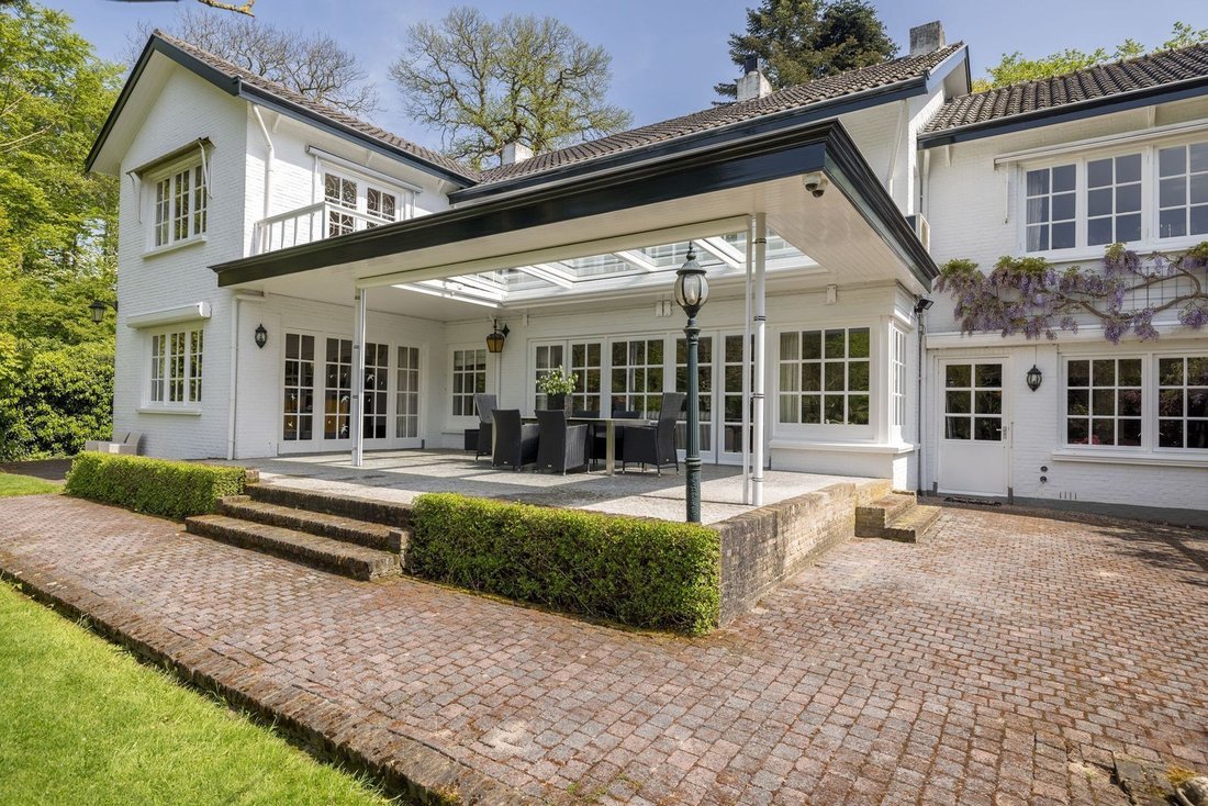 Villa in Breda, North Brabant, Netherlands 4 - 18053398